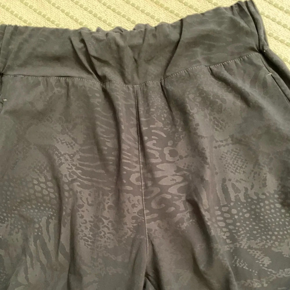 Hurley - Animal Pattern Thin Spring Summer Joggers - Picture 3 of 7